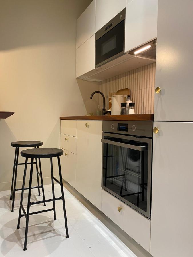 Welcoming, Lovely, Calm & Centrally Located Flat ดีจอง ภายนอก รูปภาพ